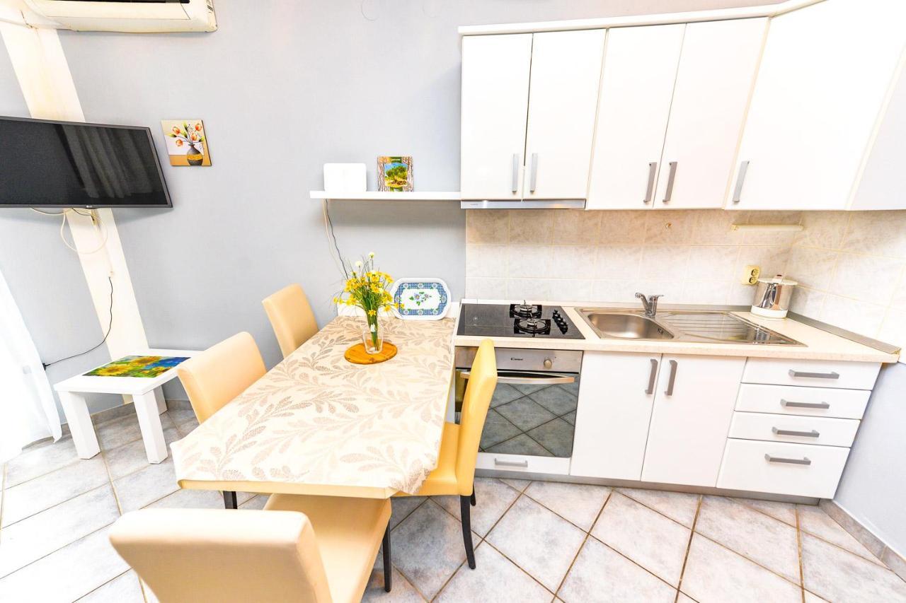 Apartments Hope โนวาลยา ภายนอก รูปภาพ